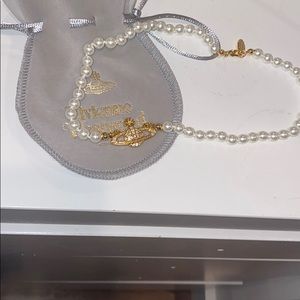Vivienne Westwood pearl choker brand new